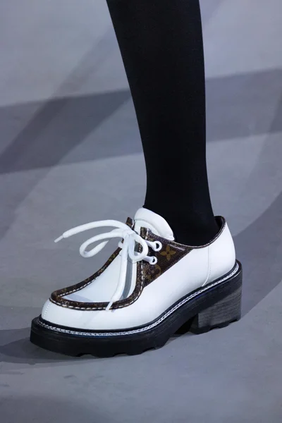 Look 37